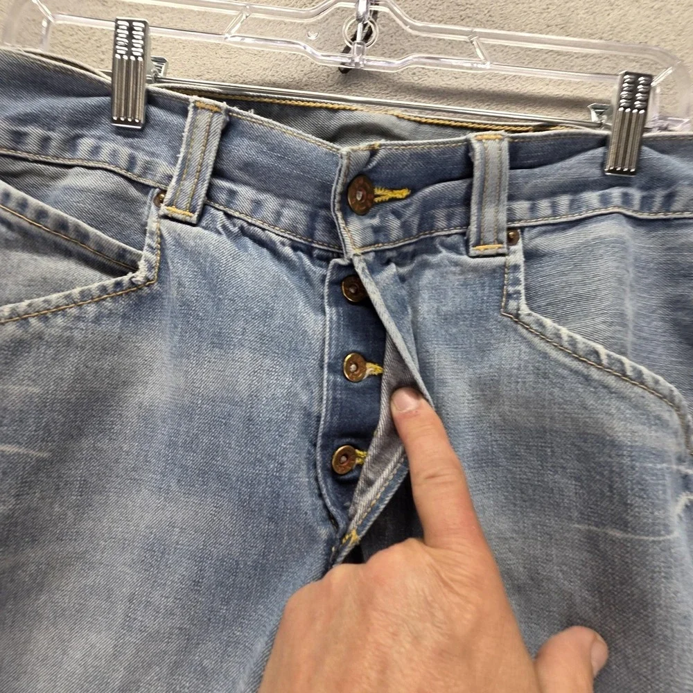 VTG Levis Engineered Jeans Mens Blue Twisted Flap Pockets Altered Hem Fits 34x25